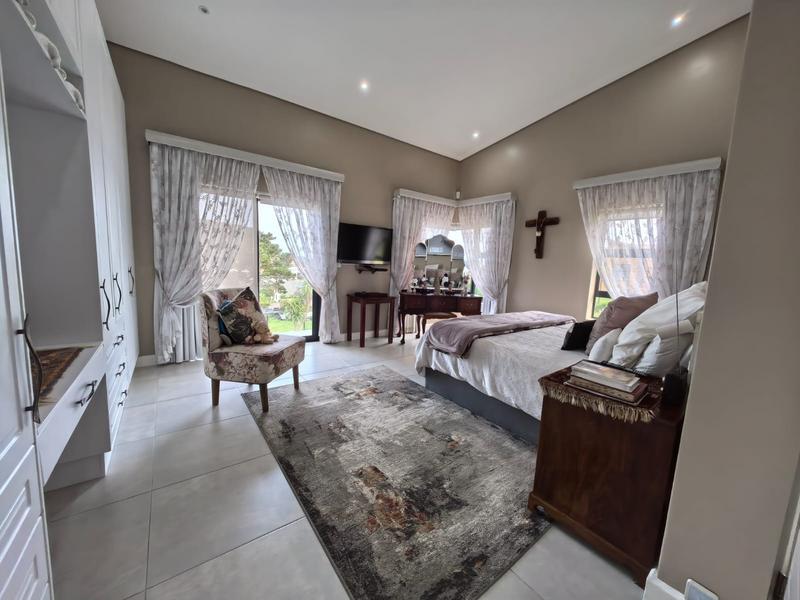 4 Bedroom Property for Sale in Tergniet Western Cape